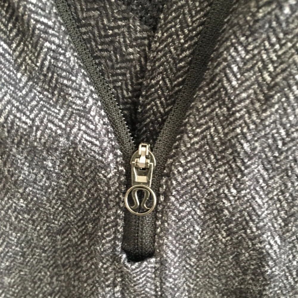 Lululemon Half-Zip Lightweight Pullover